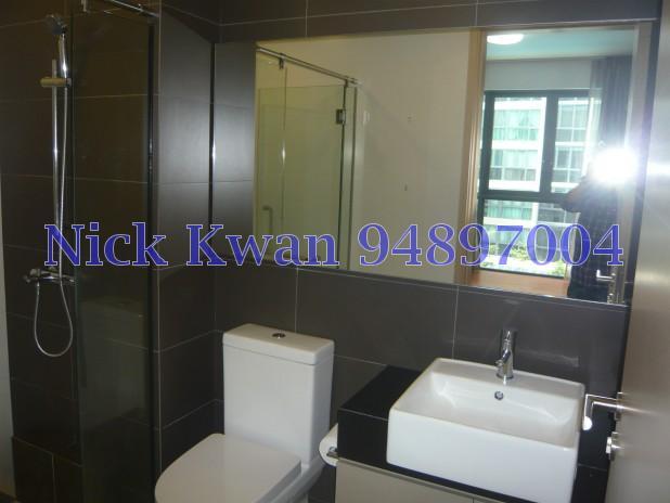 Esparina Residences (D19), Condominium #73612712